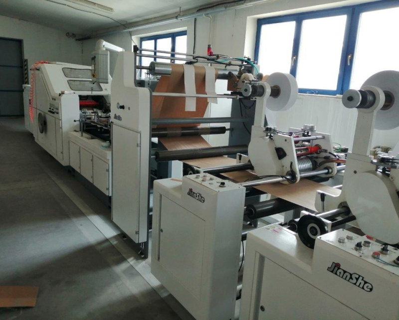 2019 Stroj na výrobu papírových tašek ZD-FJ11-P